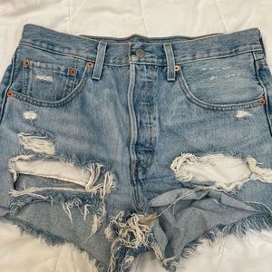 Women’s Levi’s shorts